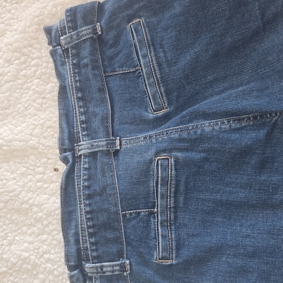 Express High-Waisted Denim Paper Bag Cuffed Shorts Sz. 2 - Picture 3 of 11